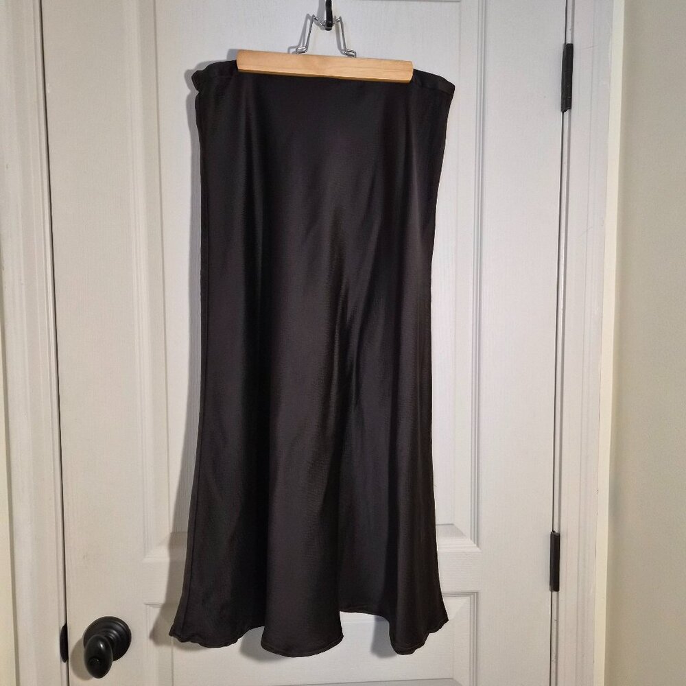db LIFE 100% Silk Black A-Line Skirt Size S